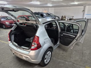 Dacia Sandero 2008