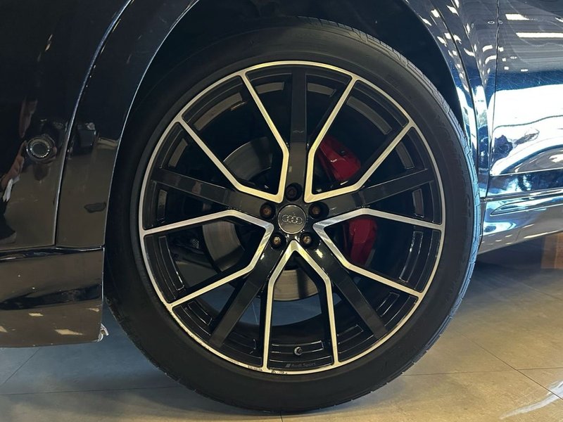 Audi Q8 2019, foto 4