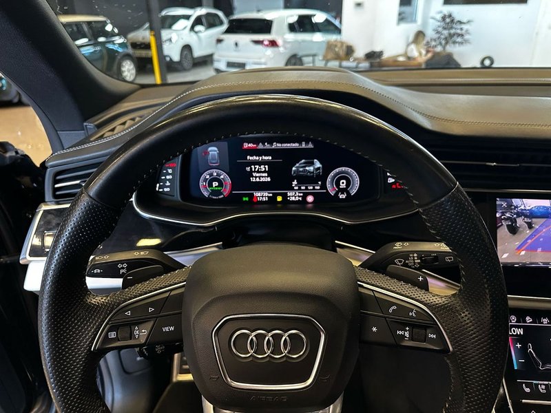 Audi Q8 2019, foto 13
