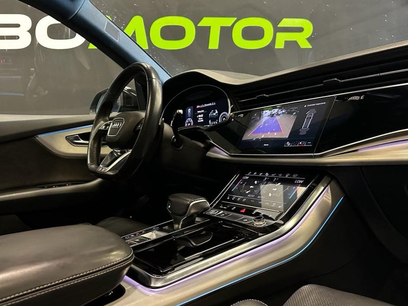 Audi Q8 2019, foto 14