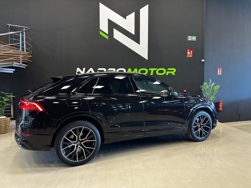 Audi Q8 2019, foto 16