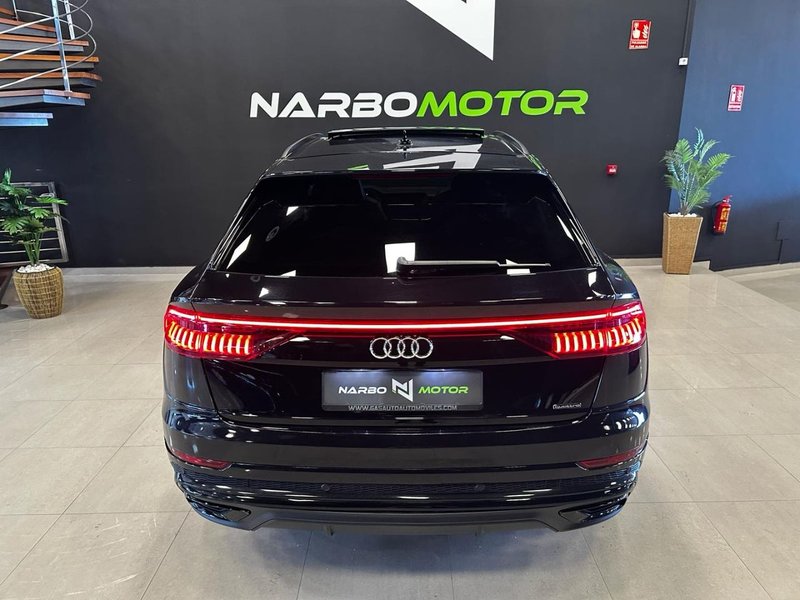 Audi Q8 2019, foto 19
