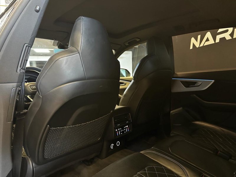 Audi Q8 2019, foto 30