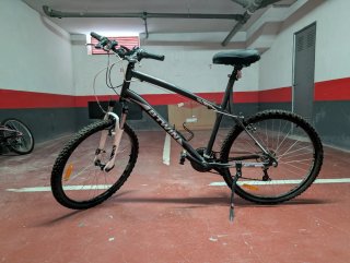 Bicicleta B'TWIN MTB Negra