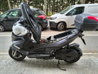 Gilera Nexus 250 Maxi-Scooter Negra
