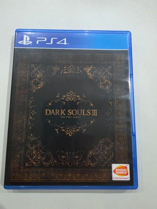 Dark Souls Trilogy PS4