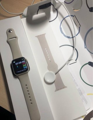 Apple Watch Beige/Plata Nuevo