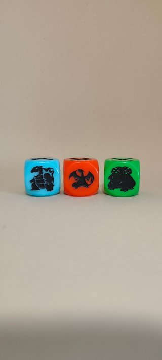 Trío de Dados monedas para Pokémon