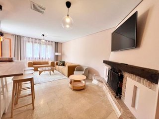 Piso en venta en Los Naranjos - Las Brisas en Marbella