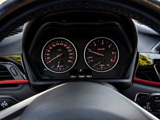 BMW X1 Sport Line | Automático | Faros LED