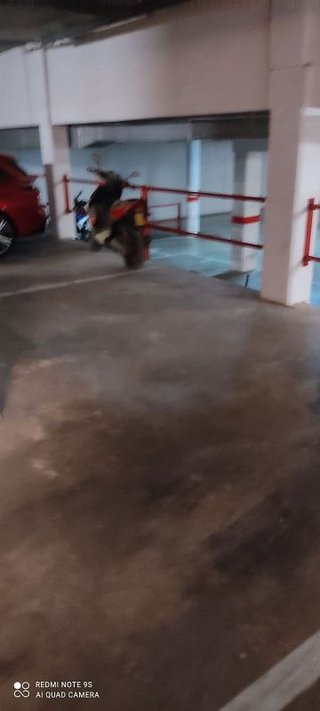 Garaje en venta en Cementiri Vell en Terrassa