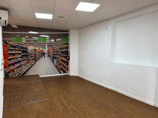 Local comercial en alquiler en San Gil en Sevilla