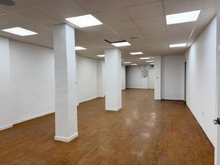 Local comercial en alquiler en San Gil en Sevilla