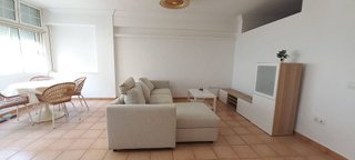 Piso en alquiler en Santa Catalina - Canteras en Palmas de Gran Canaria(Las)