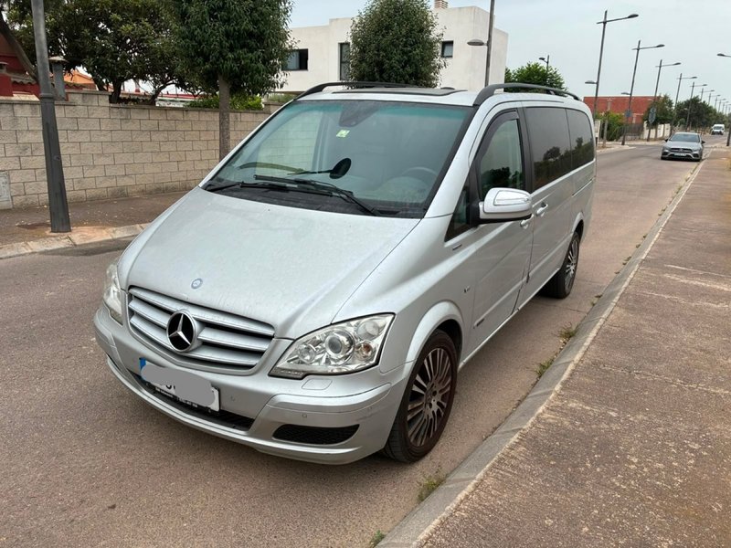 Mercedes-Benz Viano 2012 - foto 1