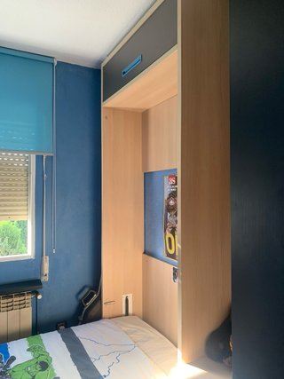 Mueble Cama Azul y Marrón