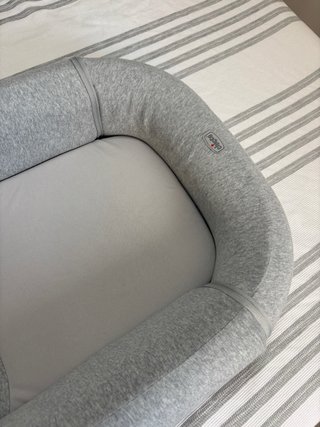Cama cuna nido colecho bebé