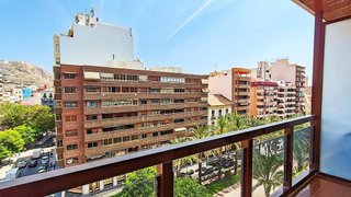 Piso en venta en Ensanche - Diputación en Alicante