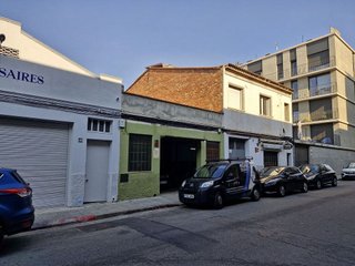Nave industrial en alquiler en Gràcia en Sabadell