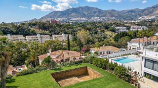 Terreno en venta en Torrequebrada en Benalmádena