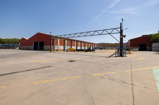 Nave industrial en alquiler en Juan de la Cierva en Getafe