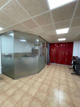 Local comercial en venta en El Castell-Poble Vell en Castelldefels