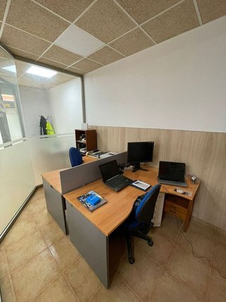 Local comercial en venta en El Castell-Poble Vell en Castelldefels