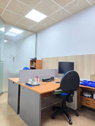 Local comercial en venta en El Castell-Poble Vell en Castelldefels