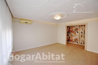 Piso en venta en Piscinas en Villarreal