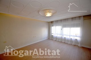 Piso en venta en Piscinas en Villarreal