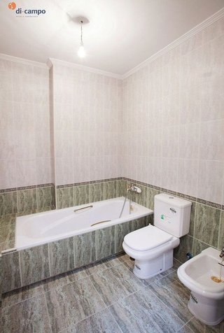 Edificio en alquiler en Pº Zorrilla - Cuatro de Marzo en Valladolid