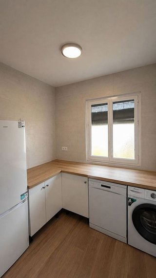 Piso en alquiler en Sector Sur  - La Palmera - Reina Mercedes en Sevilla