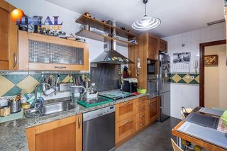 Casa adosada en venta en Bola de Oro - Serrallo en Granada