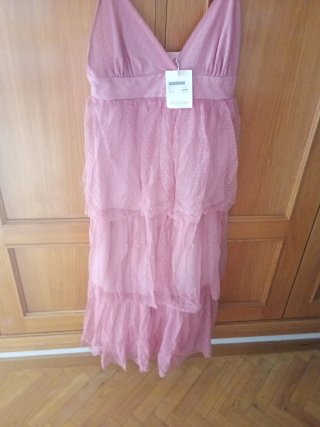 Vestido rosa con volantes NO ENVÍOS