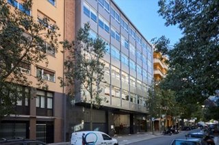 Oficina en alquiler en Les Corts en Barcelona