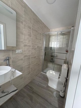 Edificio en venta en Carmona