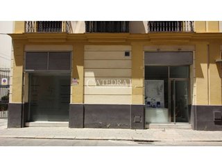 Local comercial en alquiler en Encarnación - Regina en Sevilla