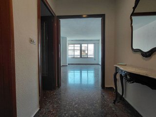 Piso en alquiler en Zona Llombai en Burriana