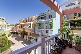 Casa adosada en venta en Bola de Oro - Serrallo en Granada