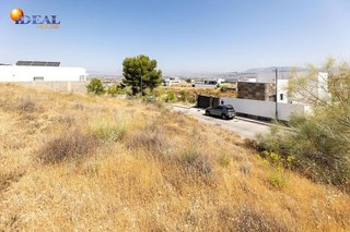 Terreno en venta en Altos de la Zubia en Zubia (La)
