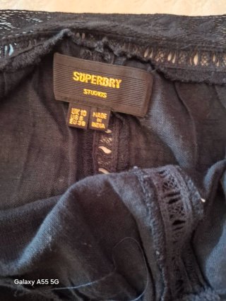 Top Superdry Negre