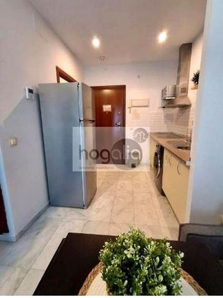 Estudio en alquiler en Parque Alcosa - Jardines del Edén en Sevilla