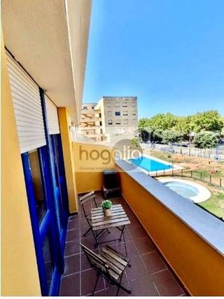 Estudio en alquiler en Parque Alcosa - Jardines del Edén en Sevilla