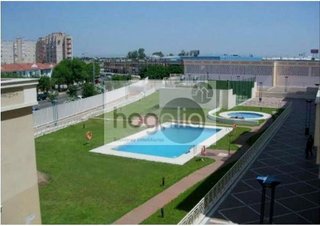 Estudio en alquiler en Parque Alcosa - Jardines del Edén en Sevilla