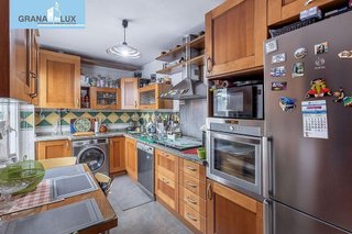 Casa adosada en venta en Bola de Oro - Serrallo en Granada