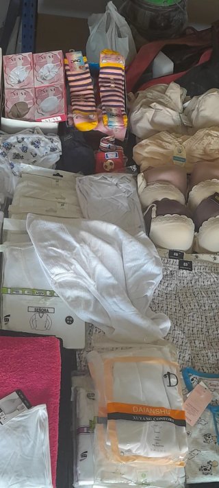 Lote Ropa Interior Mujer: Sujetadores y Bragas
