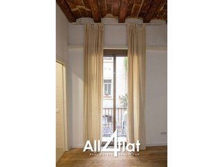Piso en alquiler en El Raval en Barcelona