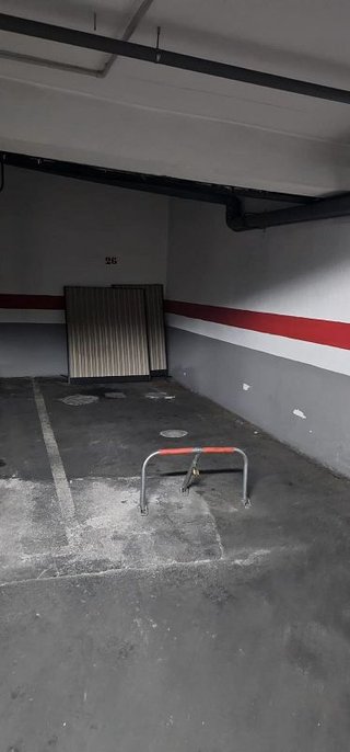 Garaje en venta en Bola de Oro - Serrallo en Granada