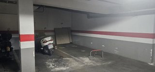 Garaje en venta en Bola de Oro - Serrallo en Granada
