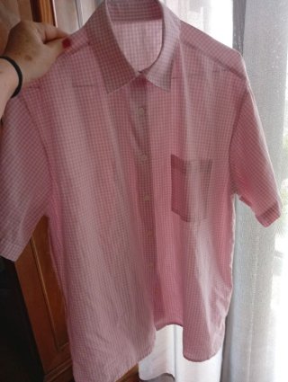 Camicetta a quadretti rosa e bianca